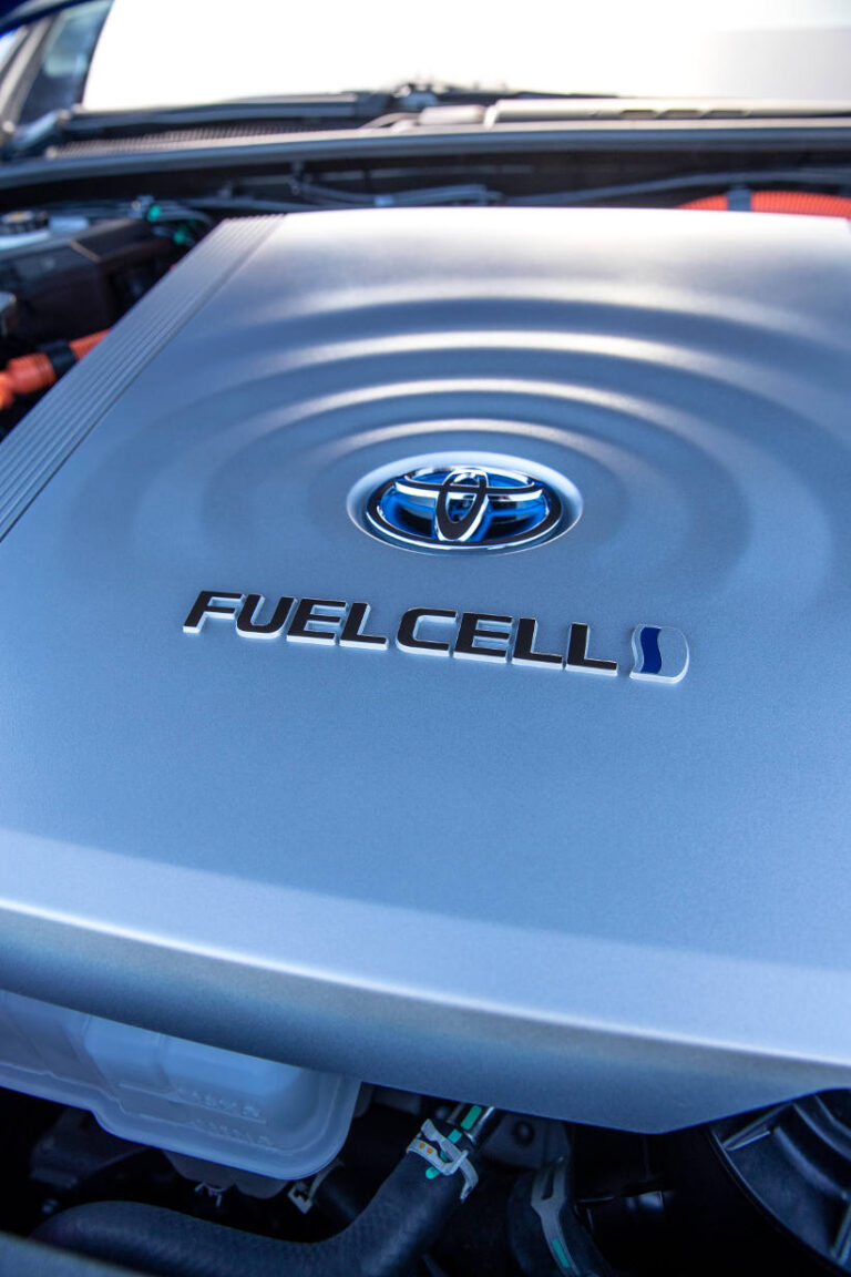 Toyota Sees Hydrogen and Low Carbon Fuels as Key to Fleet Decarbonisation Hydrogen powered Toyota Mirai novated fuel cell