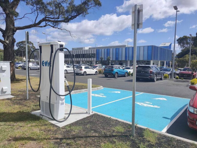 Evie networks charge station Traralgon