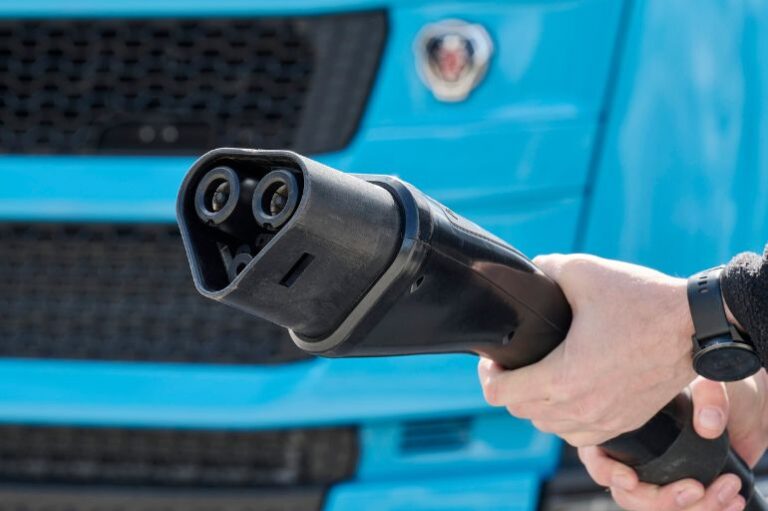 Scania and ABB megawatt charge plug for trucks MCS
