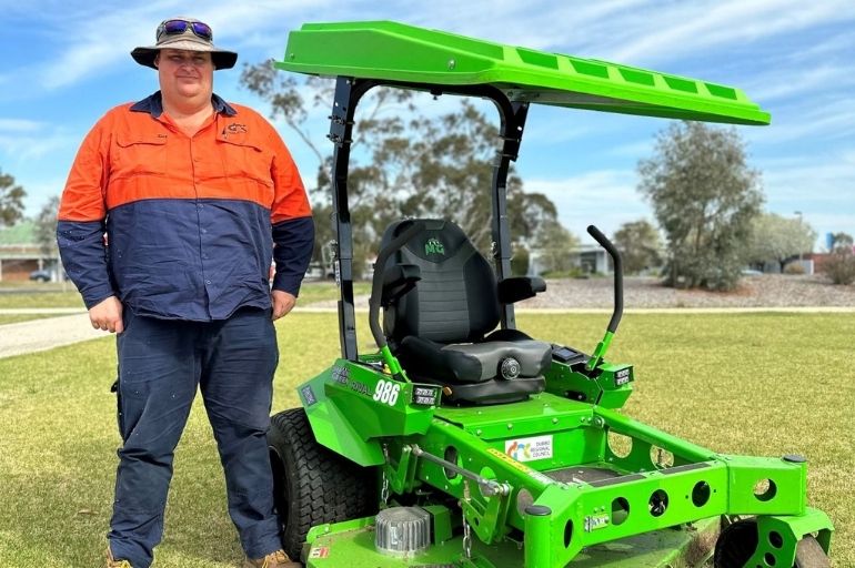 Dubbo Regional Council purchase an electric mower Fleet EV News