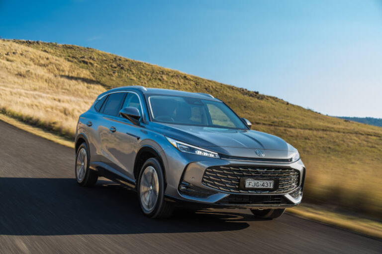 MG SUV will be available in PHEV