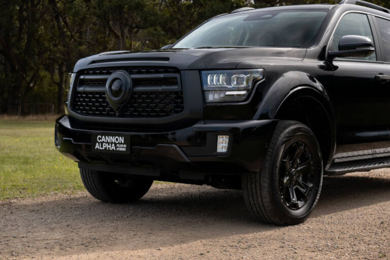 PHEV dual cab ute