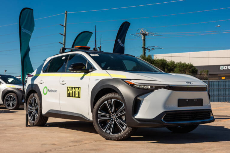 electric mining vehicle