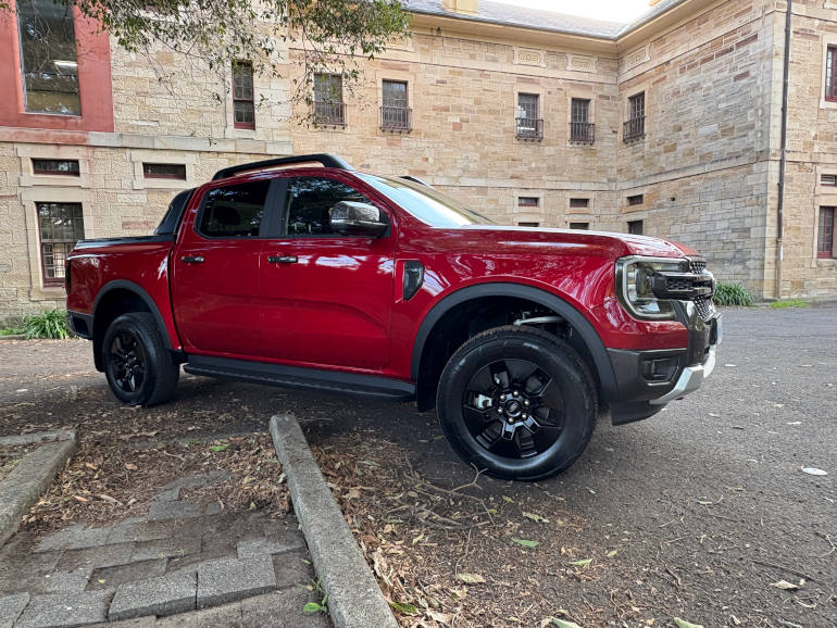 Low emissions dual cab fleet ute