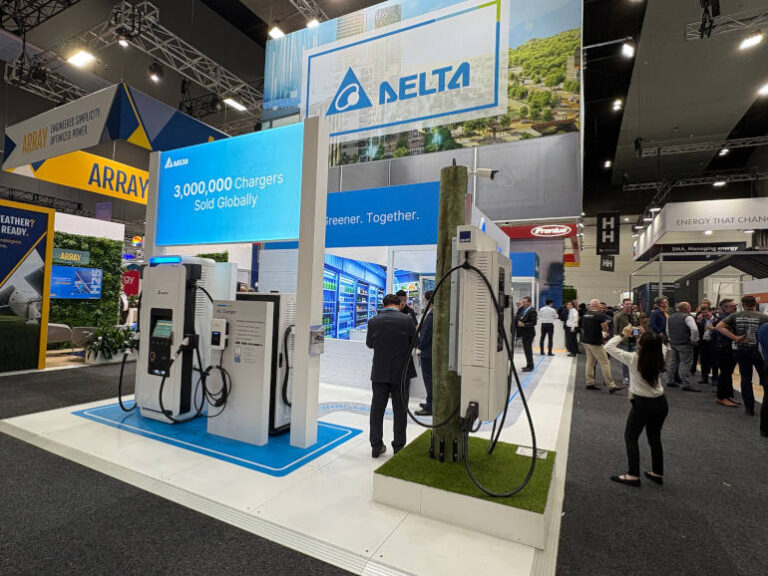 Australia’s First Pole-Mounted DC Charger: Delta’s Breakthrough for Urban EV Charging