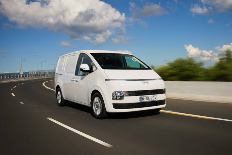 Hyundai STARIA Load Hybrid takes the WOLC win over Toyota HiAce